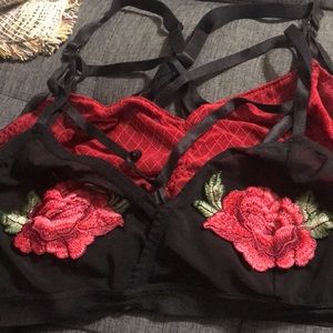 Set of 5 Torrid Sz 1 bralettes